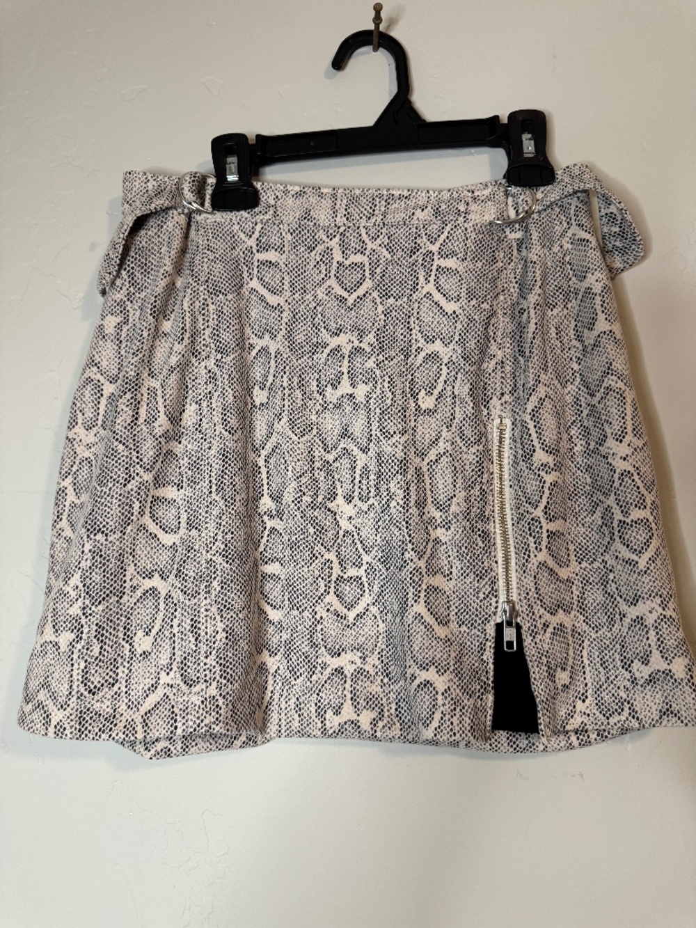Free People Snake Print Mini Skirt, size 6